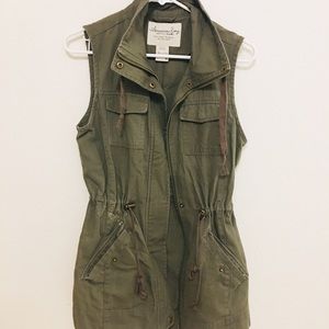 Olive green, Jean jacket, vest, no sleeves,